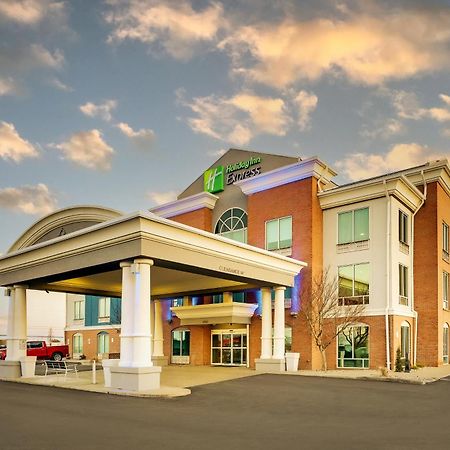 Holiday Inn Express Hotel & Suites Richmond By Ihg Exterior photo